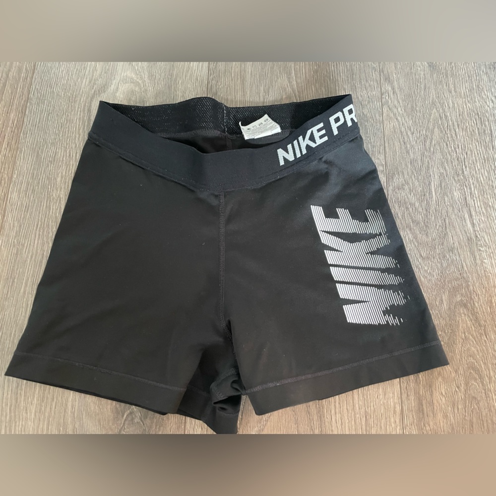 nike pros - Picture 3 of 3